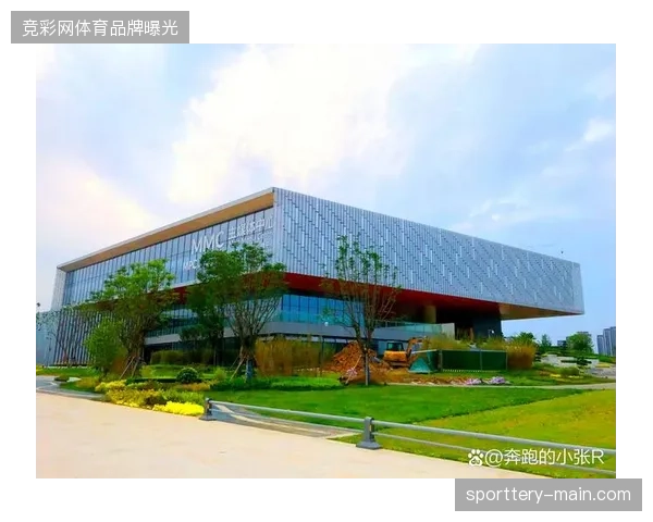 成都大运会场馆存量资产亟待盘活，盲目追求版权打包导致运营效率长期停滞不前